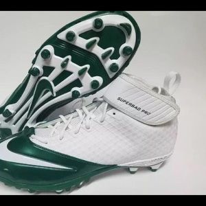 Brand new Nike Superbad Pro Football Cleats